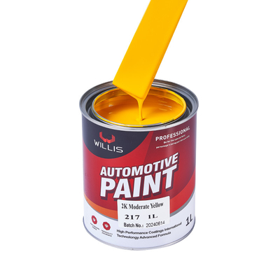 Thermosetting High Gloss Solid Car Body Filler Härtender 2K Gelbe Acryl-Sprayfarbe Autokarosserie Reparaturfarbe