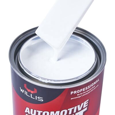 Professionelle Formel-Fertigung, die eine perfekte Karosserie mit erstklassiger 2K-Automobilfarbe schafft